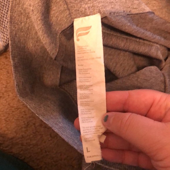 Fabletics Cropped Legging - Picture 4 of 5